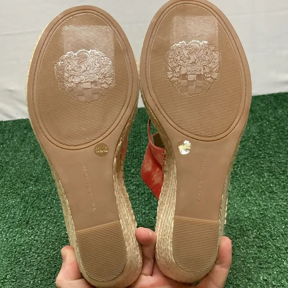 Vince Camuto Lavanda Red Sandal Wedges women’s size 10 (OKPM-07-066)